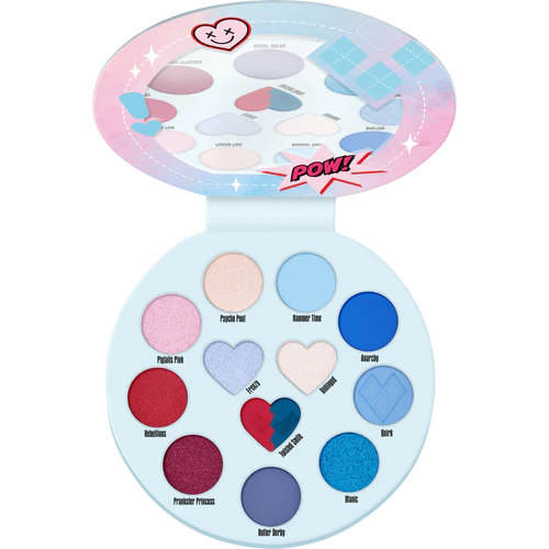 Essence Harley Quinn eyeshadow palette 02