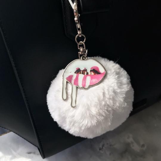 Kylie white puff ball keychain-Kylie cosmetics-zed-store